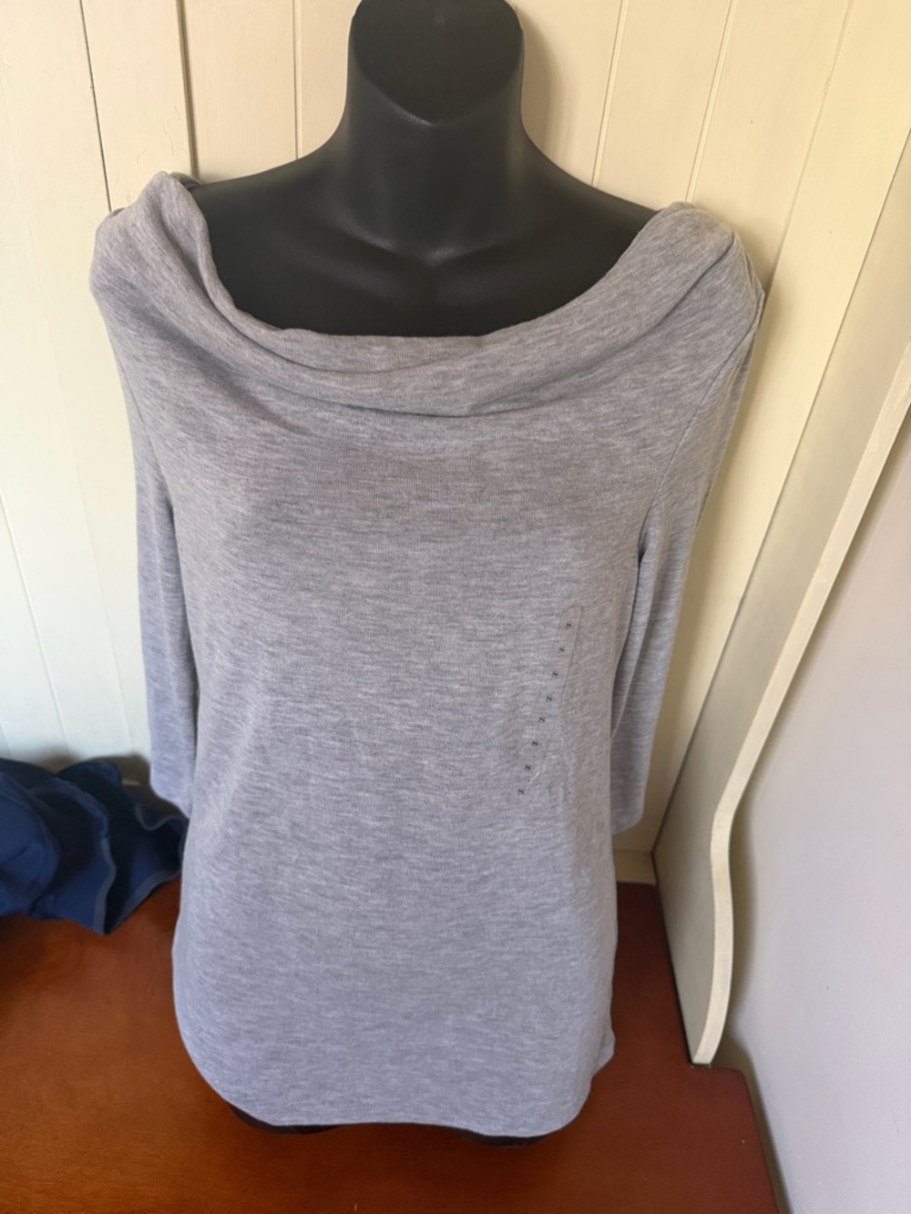 Ann Taylor Light Gray Off-the-Shoulder Knit Top NWOT
